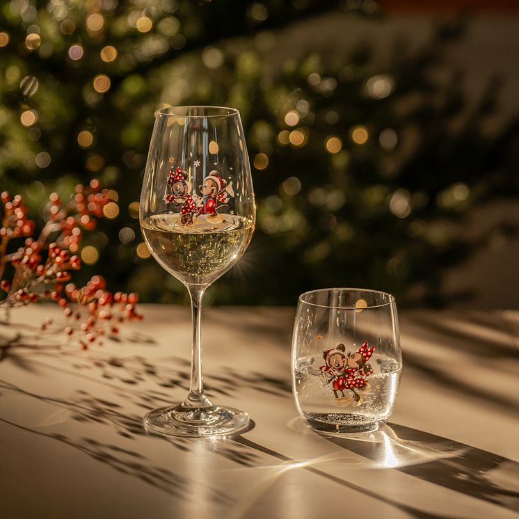 Fyrklövern Disney Vinter allroundglas 45 cl och dricksglas 30 cl
