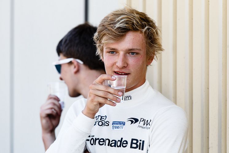 Oliver Söderström