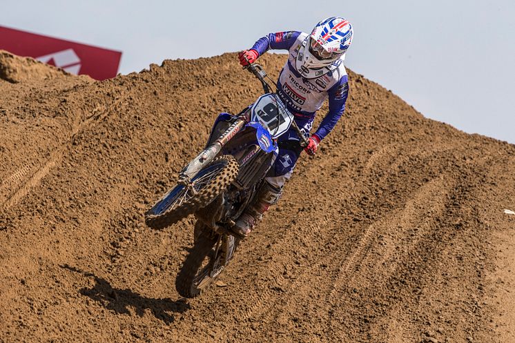 2018061803_003xx_MXGP_Rd11_シ―ワ―選手_4000