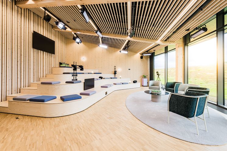 World of Volvo Meeting Room "STREAMS"