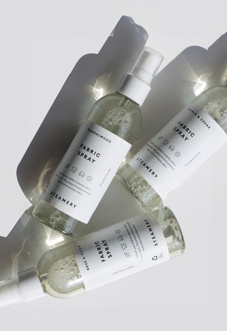 steamery_sandalwood_citrus_cedar_rose_musk_fabric_spray_aug_2024 (1).jpg