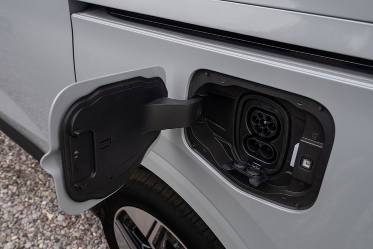 2024_FORD_E-Tourneo_Courier_38.jpg
