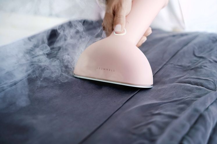 Steamery_Cirrus3_Rose_Lifestyle_1_jul_2024.jpg