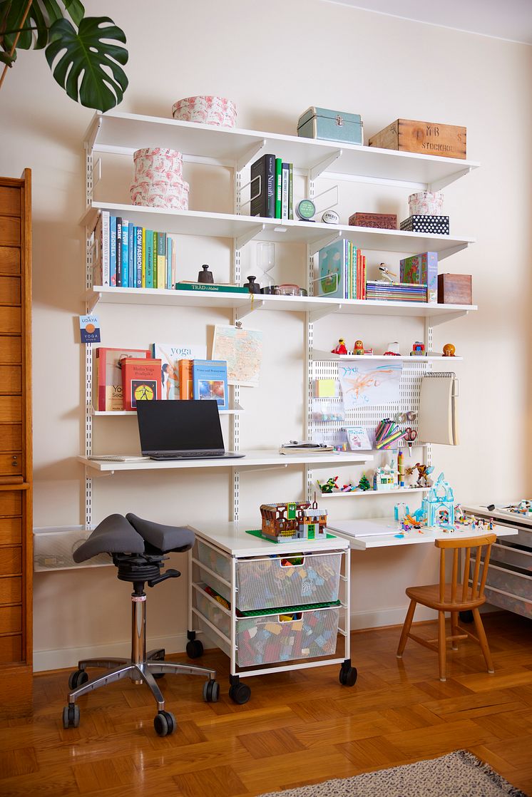 Elfa_Hobby_Home_office_Interior_Click-in_system_Classic_2023_01_467.jpg