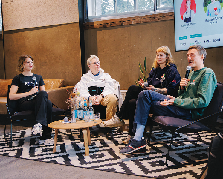 Cara_Fried_Sabine_Werth_Sophia_Hoffmann_Raphael_Fellmer.png