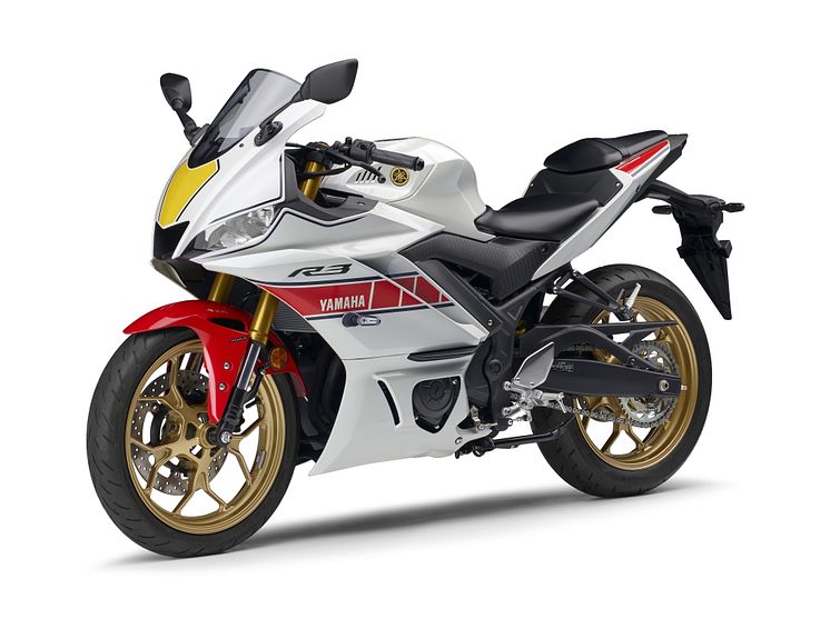2022042203_004xx_YZF-R3_ABS_WGP_60th_Anniversary_シルキーホワイト_4_4000