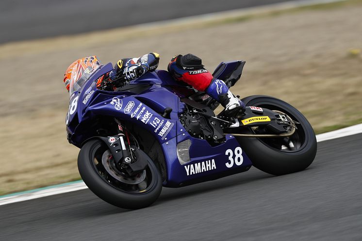 2021040503_020xx_JRR_Rd1_前田選手_4000