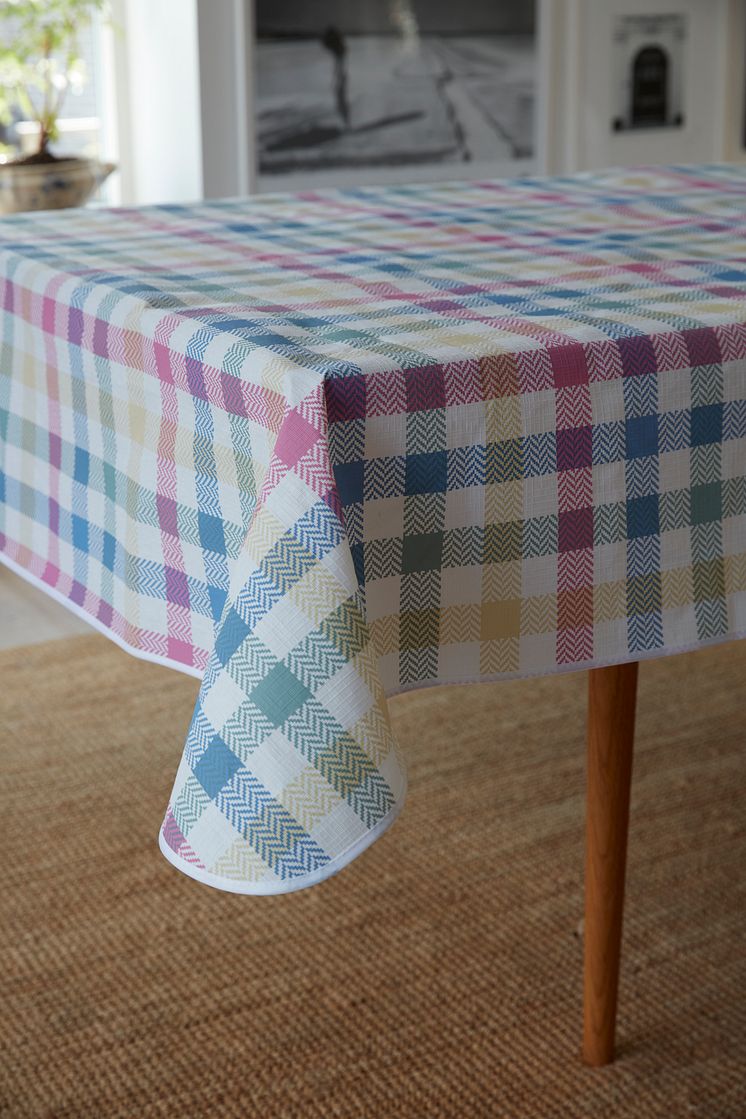 89474-00_3 CLOTH PEVA 140X180 mix check 7318161534368.jpg