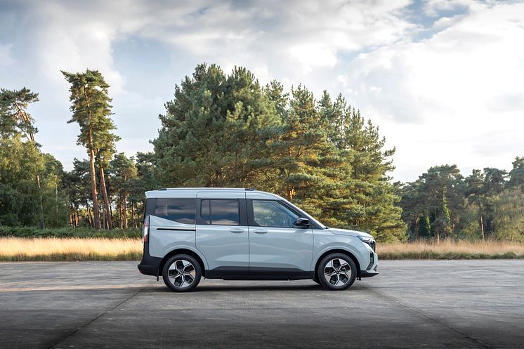 2024_FORD_E-Tourneo_Courier_17.jpg