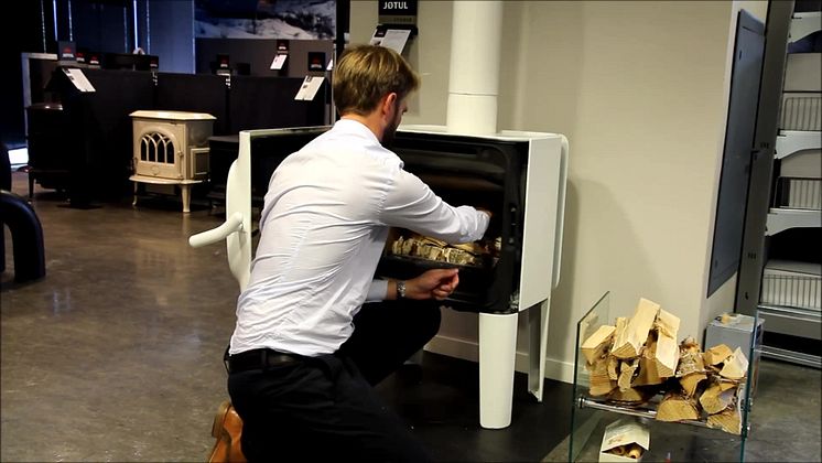Slik tenner du opp i peisen
