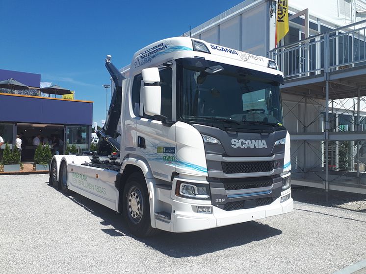 Scania BEV Fahrgestell L 230 B 6x2 4NB