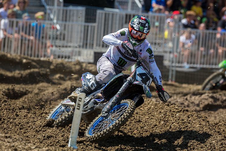 2019081902_007xx_MXGP_Rd15_トヌス選手_4000