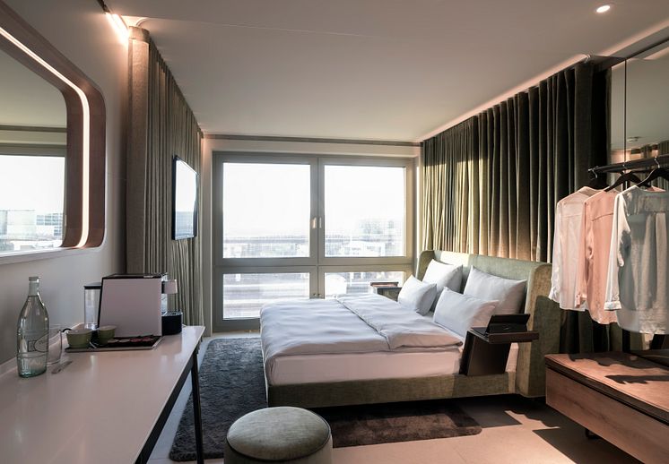 b'mine Frankfurt Airport, Smart Double