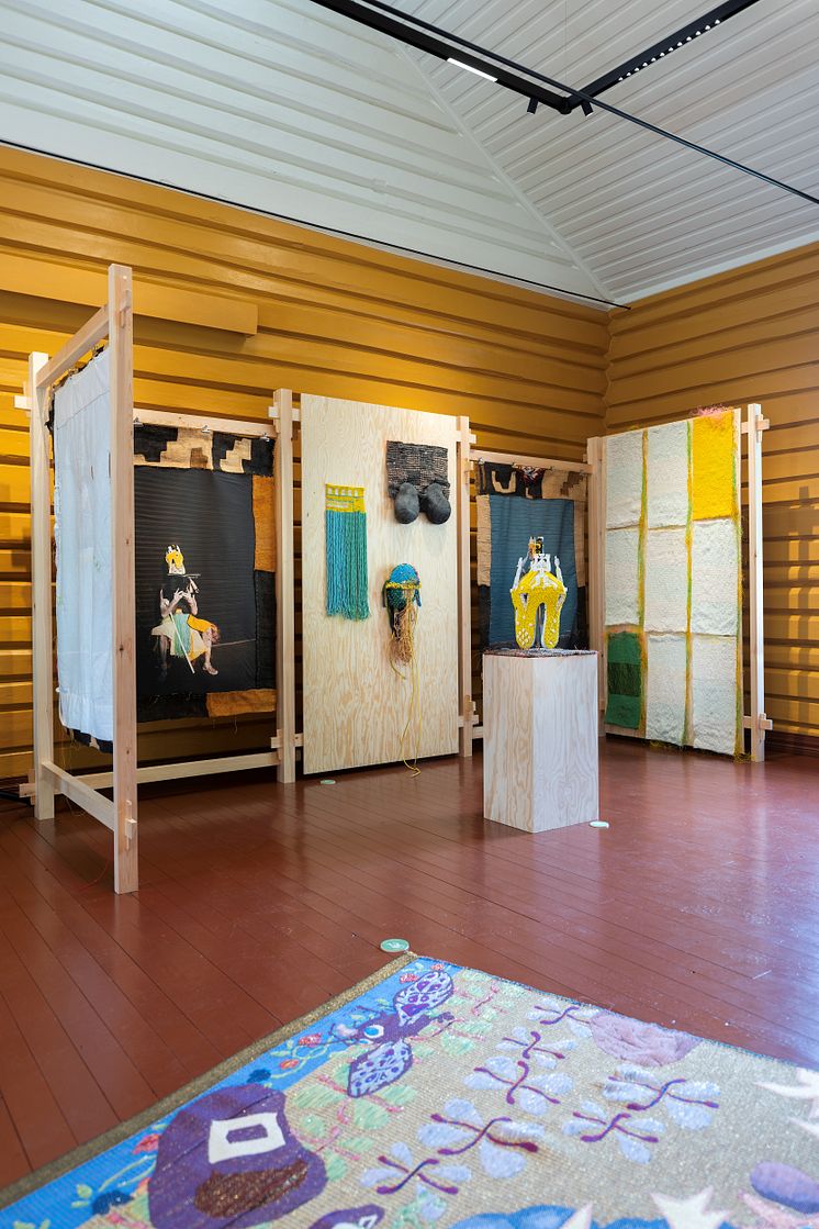 Skakke folkedrakter på Valdres folkemuseum_foto Andreas Harvik