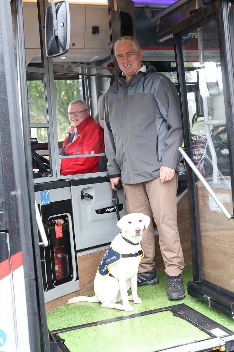 Guide Dogs | Go North East 2