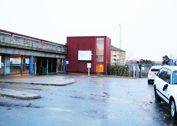 Hyr vinteruppställningsplats i vårt garage på Tellusborgsvägen i Hägersten