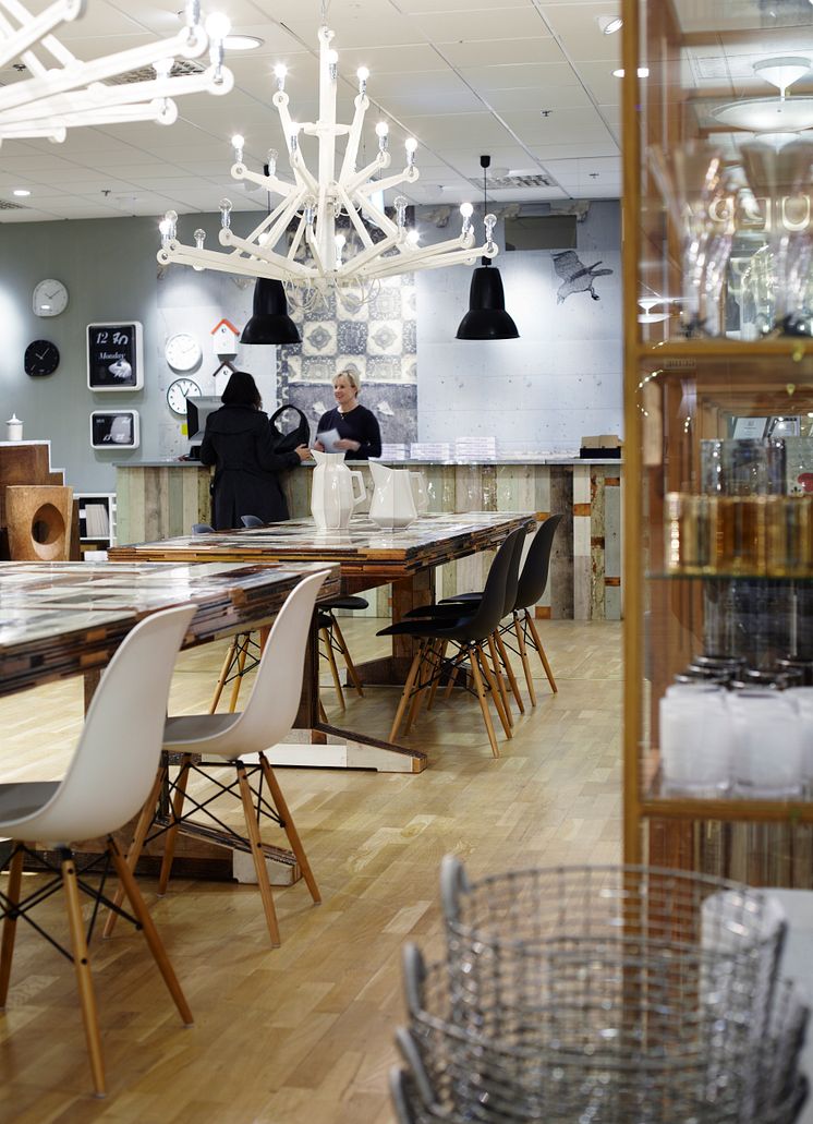 NK Inredning visar nyheter under Stockholm Design Week.