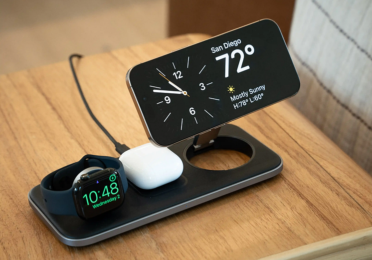 trio-wireless-charging-pad-satechi-13-crop.png