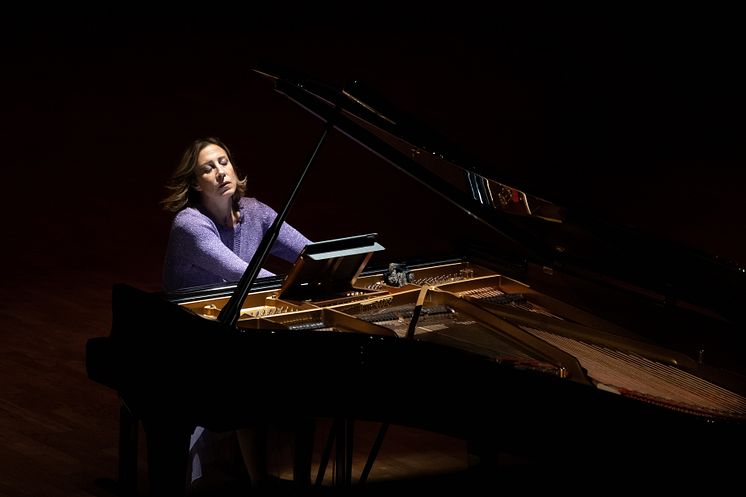 Ingrid Fliter, piano