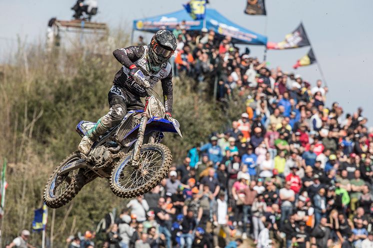 2018040905_002xx_MXGP_Rd04_シンプソン選手_4000