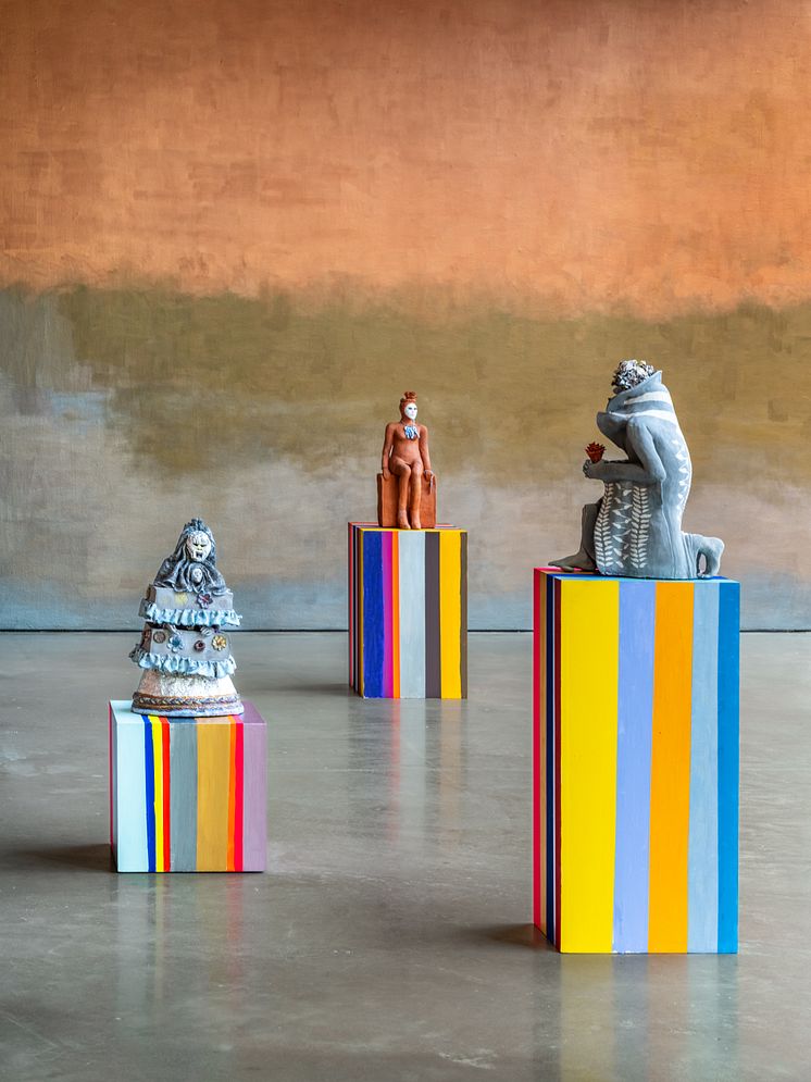 Valeria Montti Colque, installationsvy Cosmonación – Modersberget, Bonniers Konsthall, 2025.