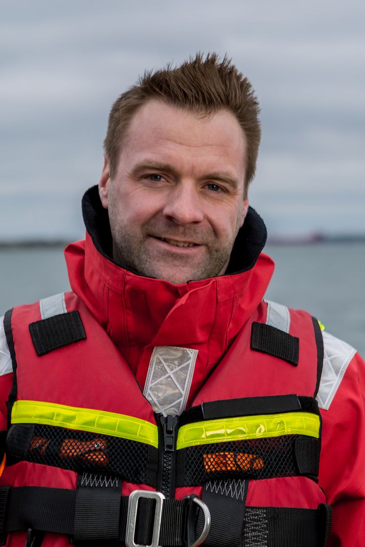 Peter Andreasson-stående.jpg