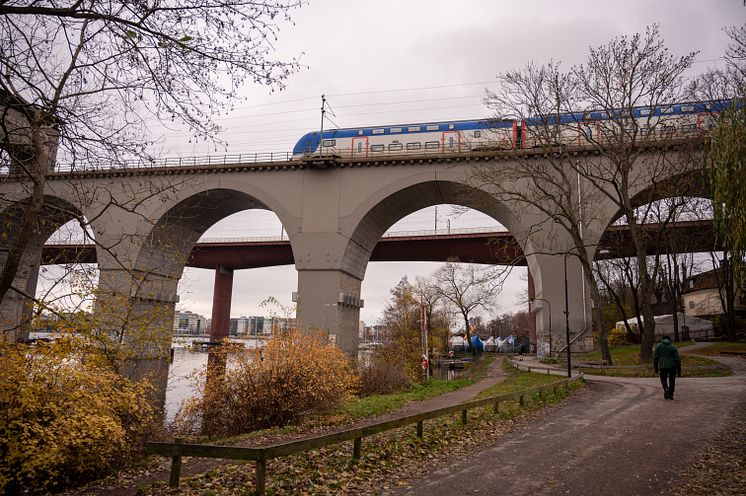 Betongbro-Tåg-6166