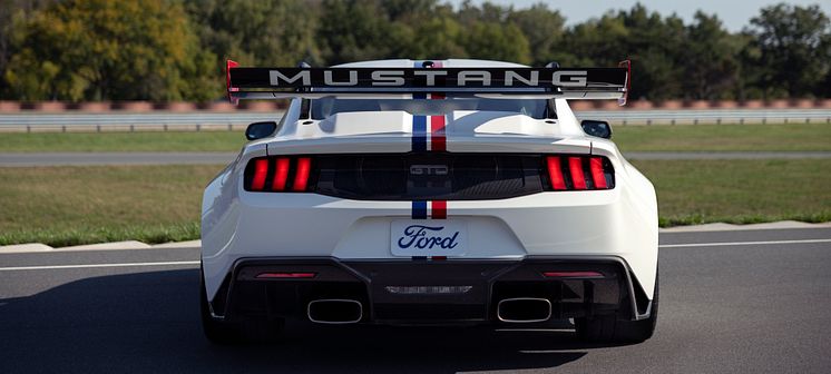 2025 Mustang GTD Spirit of America_05.jpg