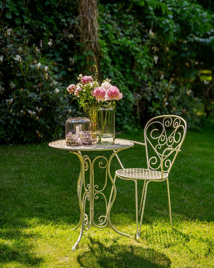 Fyrklövern Lace vaser -sommarinspiration