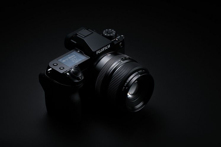 Product shots black background_GFX100S II_ 11.jpg