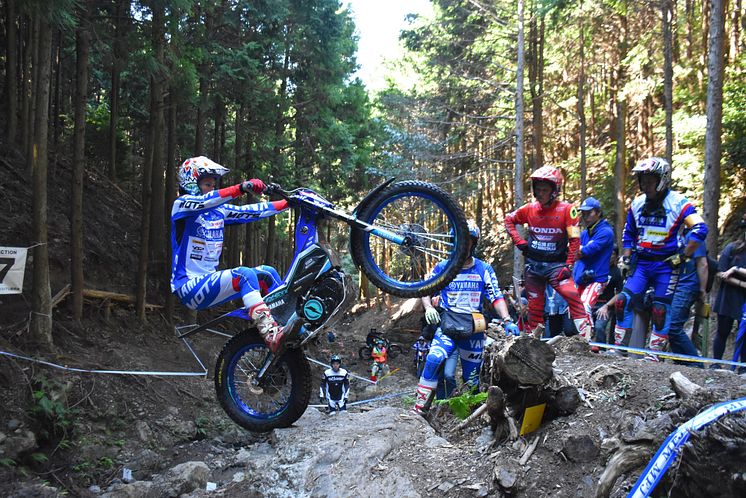 2024101401_004xx_JTR_Rd6_黒山選手_4000.jpg