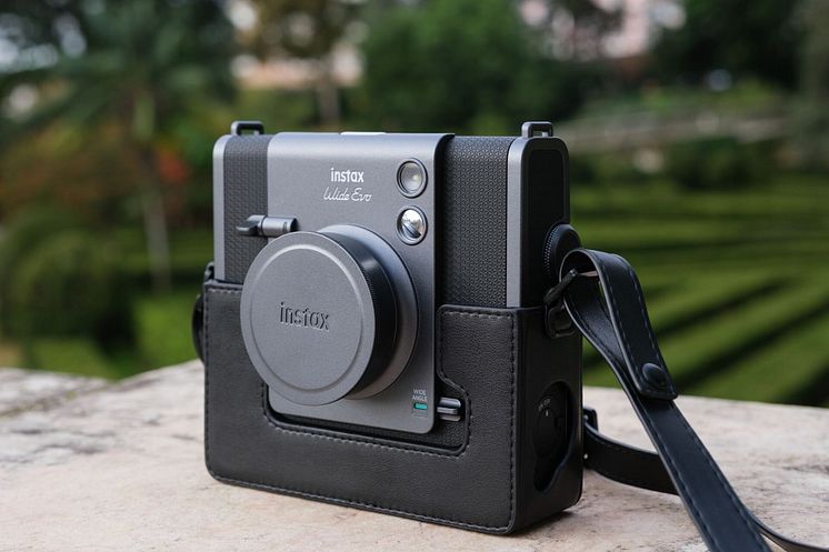 online and social-instax WIDE Evo_stills (6).jpg