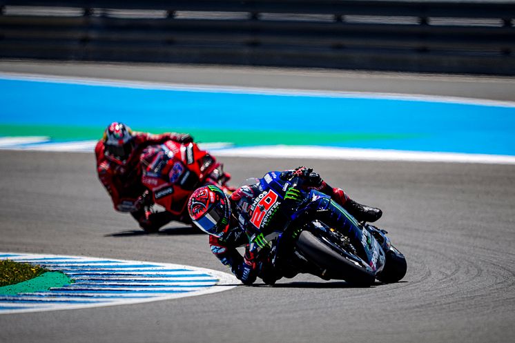 2021050301_007xx_MotoGP_Rd4_クアルタラロ選手_4000