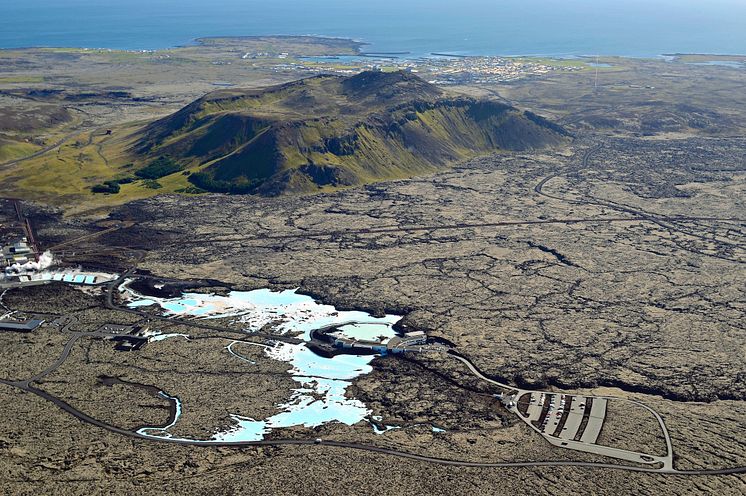 Blå Lagunen i lavafälten vid Grindavik - Island
