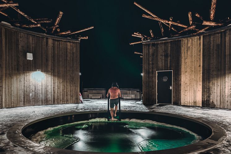 Arctic Bath