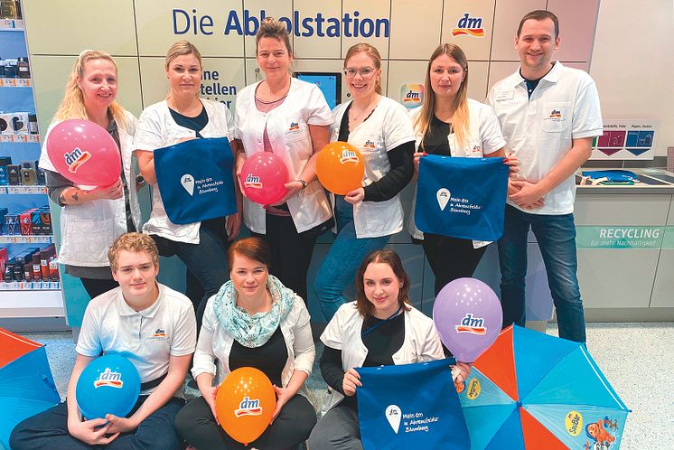 Team-Foto_dm-Markt_Ahrensfelde-Blumberg.jpg