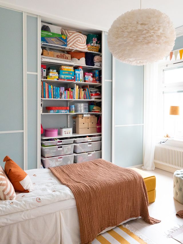 Elfa_Bookshelves_Interior_Click_in_system_Classic_Slidingdoor_Estetic_2022_08_7928_640x853