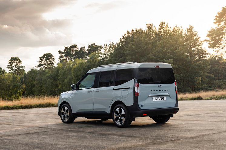 2024_FORD_E-Tourneo_Courier_15.jpg