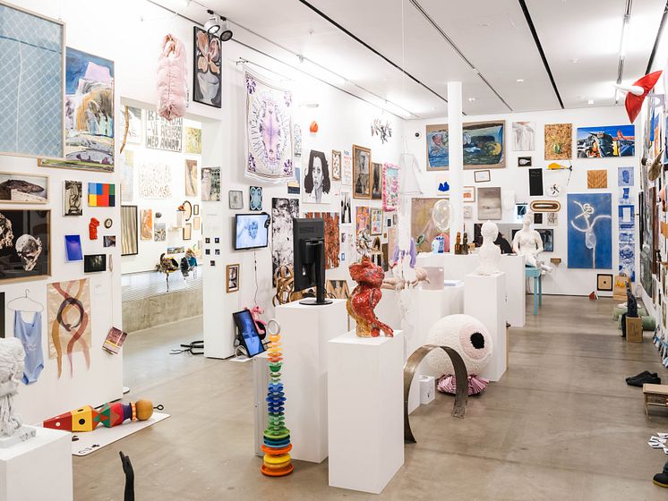Stuff It, installationsvy, Bonniers Konsthall, 2023