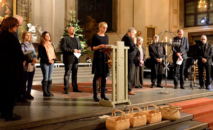 Sofia Walan, Kristna Fredsrörelsen bad under förbönsgudstjänsten.