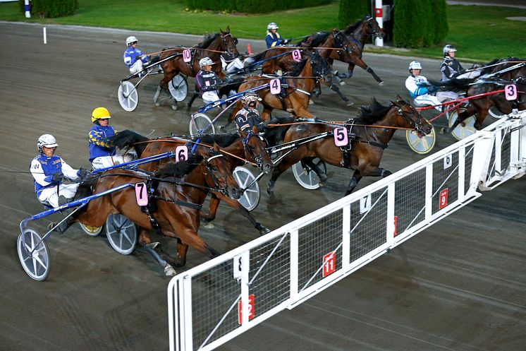 Bilstart kvällstrav_04