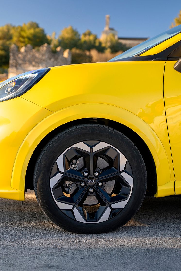 Puma_Gen-E_Electric_Yellow_128.jpg