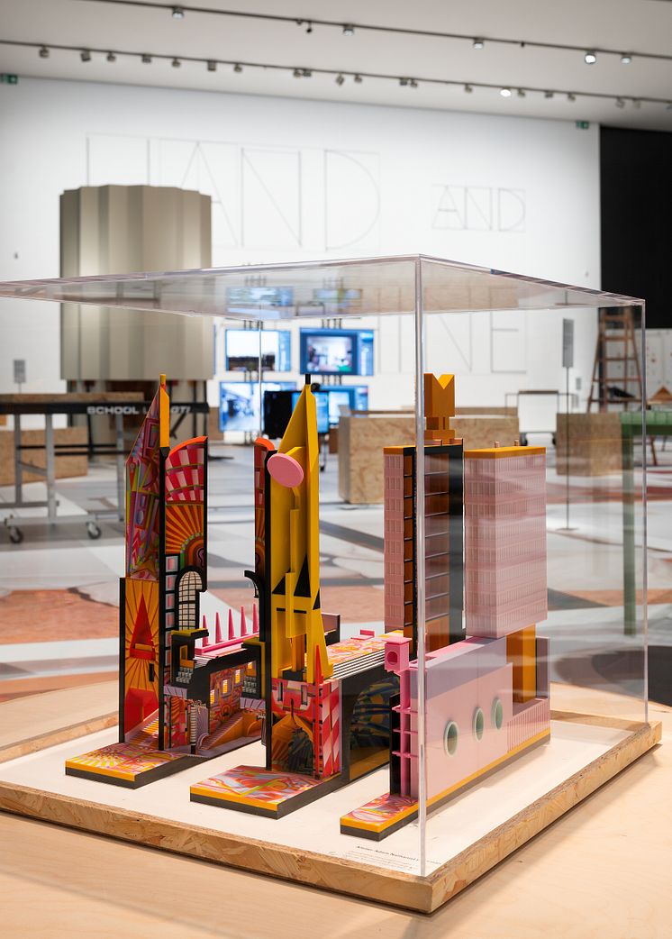 Hand and Machine - Exhibition photo