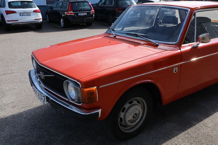 Volvo 142