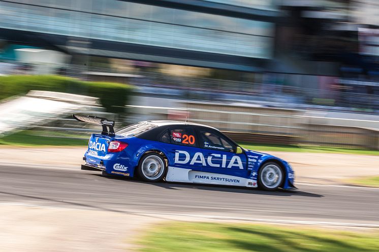 Dacia Dealer Team. Foto: Daniel Ahlgren