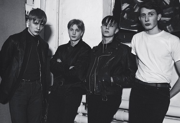 Roskilde Rising: Communions / 12. april i Lille VEGA