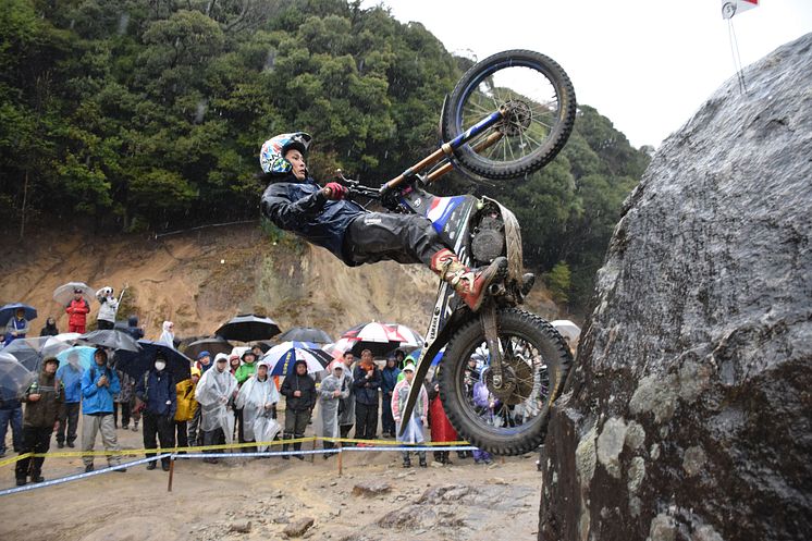 2025041406_001xx_JTR_Rd1_黒山選手_4000.jpg