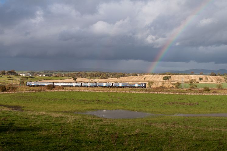 2021_385_Andrew Shenton_Hitachi 385123 Philpstoun - Rainbow