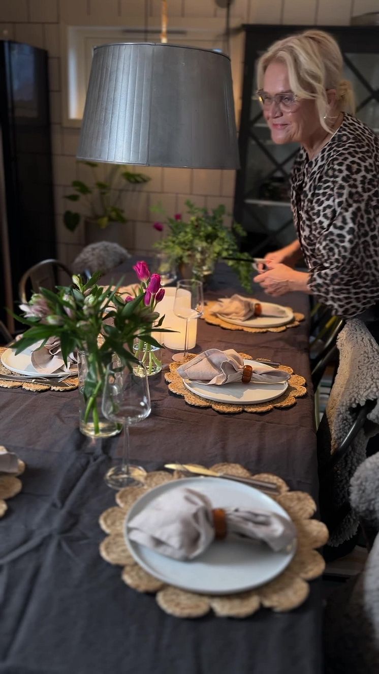 Dukning hemma hos ©margaretalundemartinson