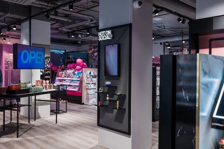 KICKS_Flagship_Alexandersgatan_Opening_8854.jpg